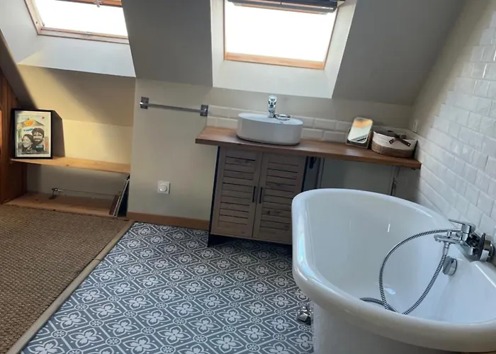 Clos Bel Es Martin Sea View And Campaign