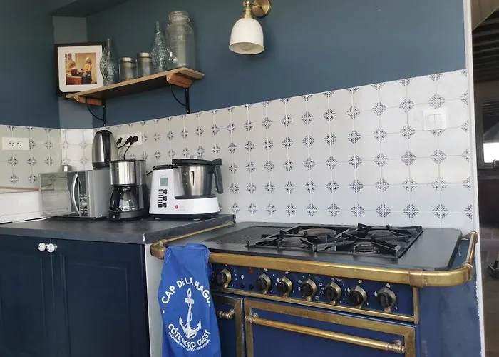 Clos Bel Es Martin Sea View And Campaign